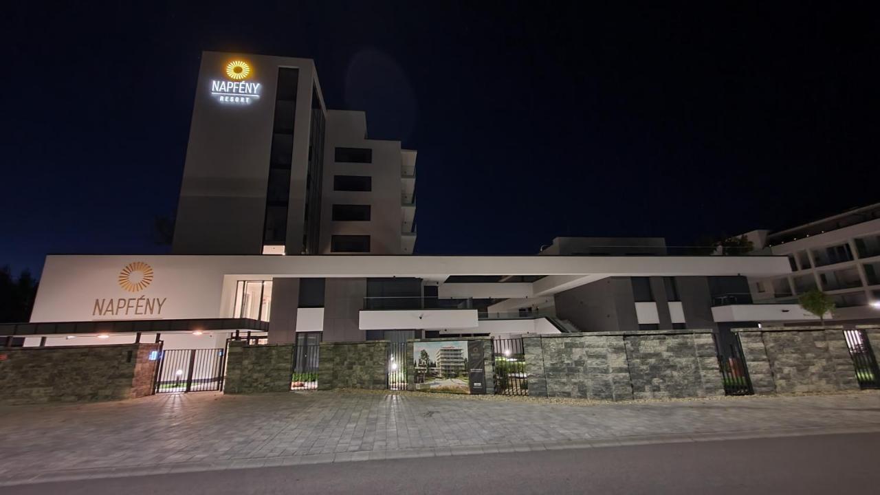 Napfeny Resort Exclusive 발라톤엘 외부 사진