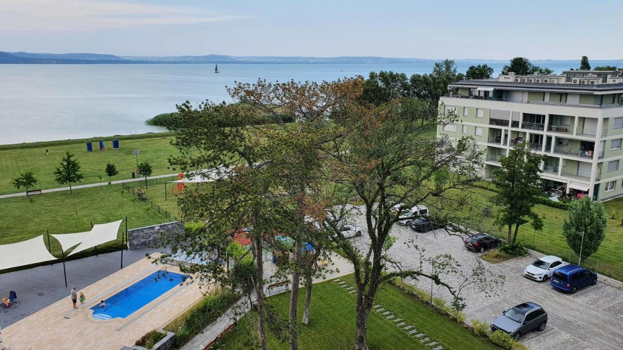 Napfeny Resort Exclusive 발라톤엘 외부 사진